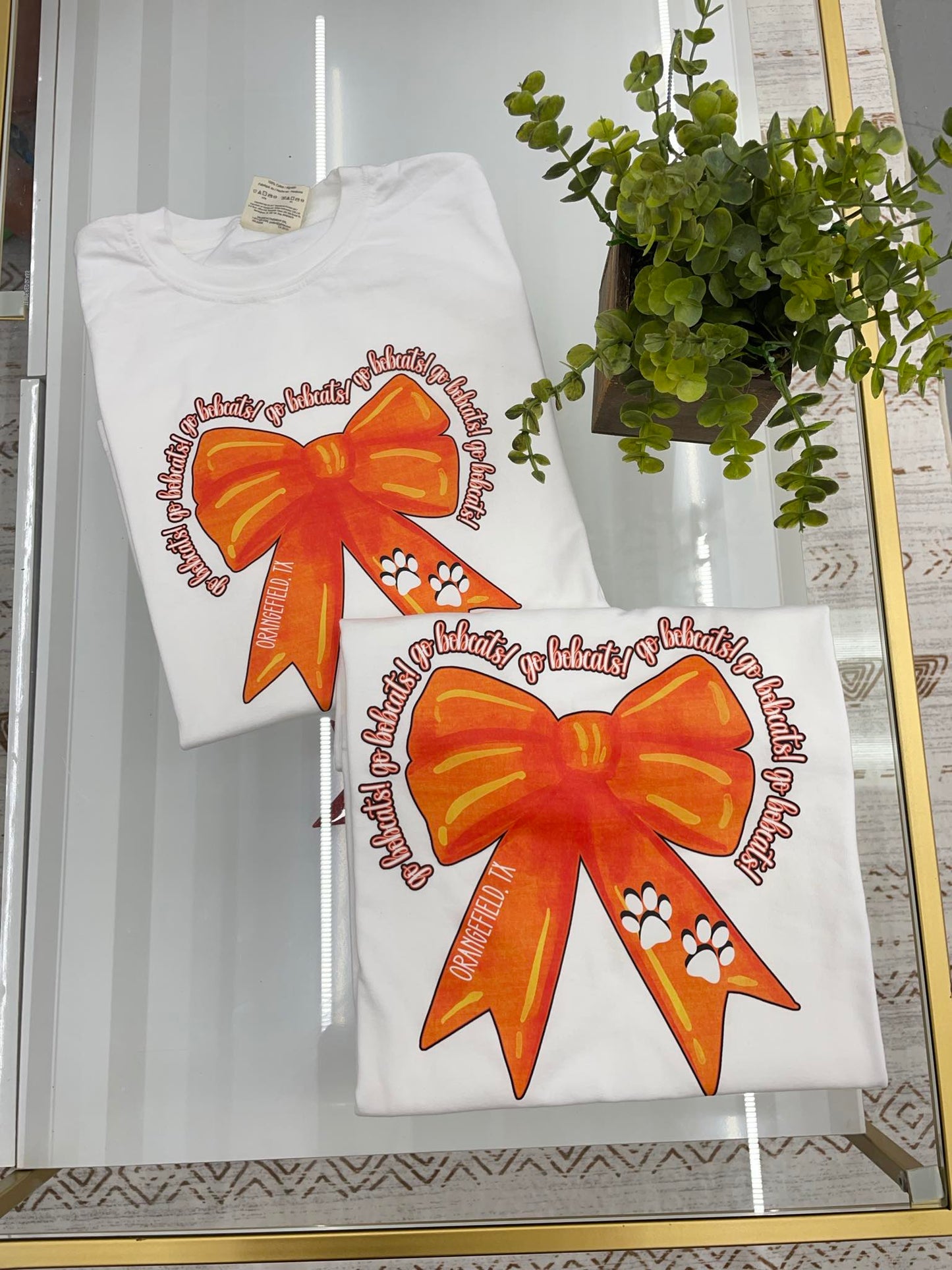 Orangefield bobcats orange bow white paw prints T-shirt