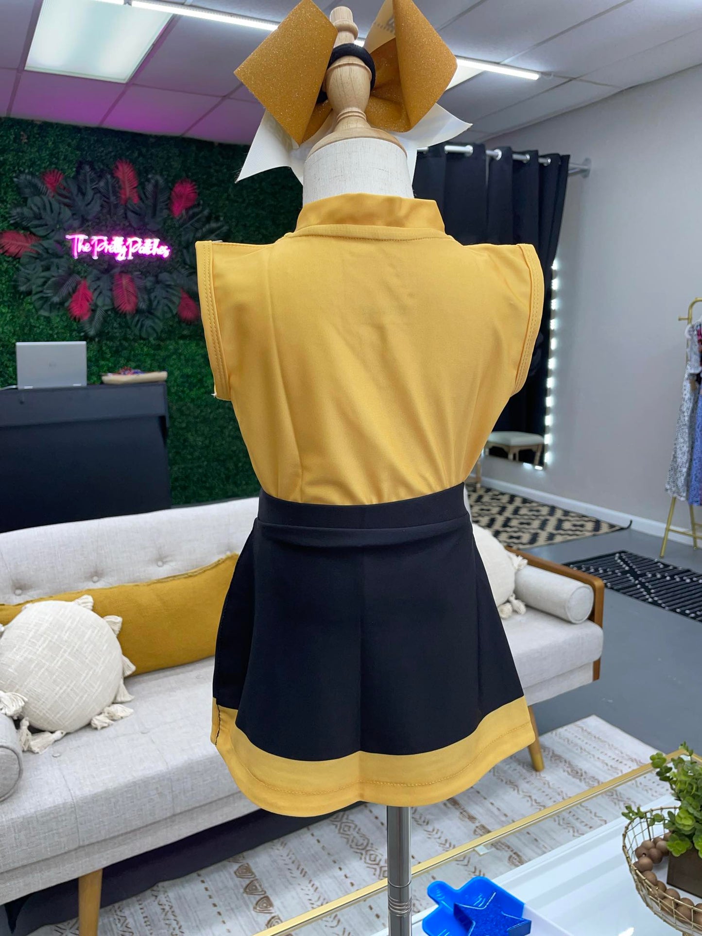 VIDOR PIRATES CHEER UNIFORM