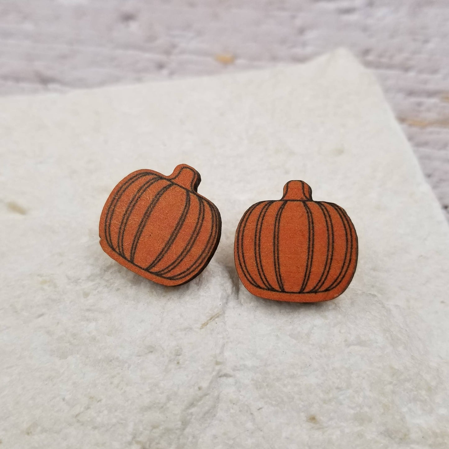 Treasure Wholesale - Halloween Ghost Pumpkin Bat Earrings TW829