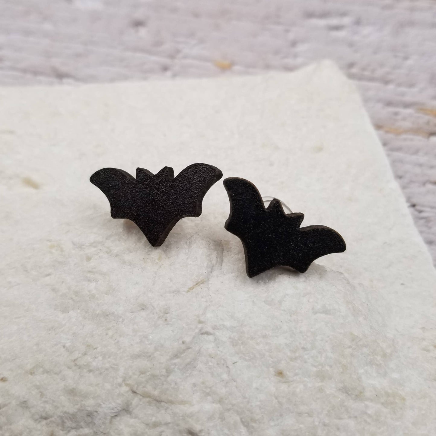 Treasure Wholesale - Halloween Ghost Pumpkin Bat Earrings TW829