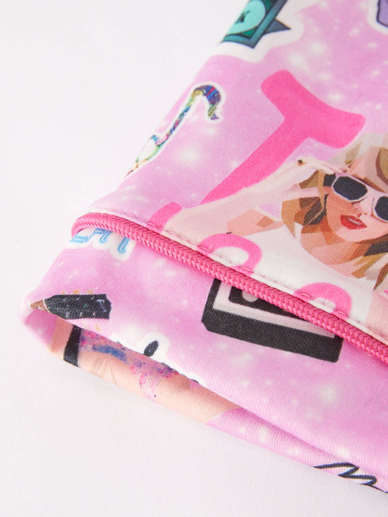 Taylor Swift Printed Girls Pink Pajamas PJG455