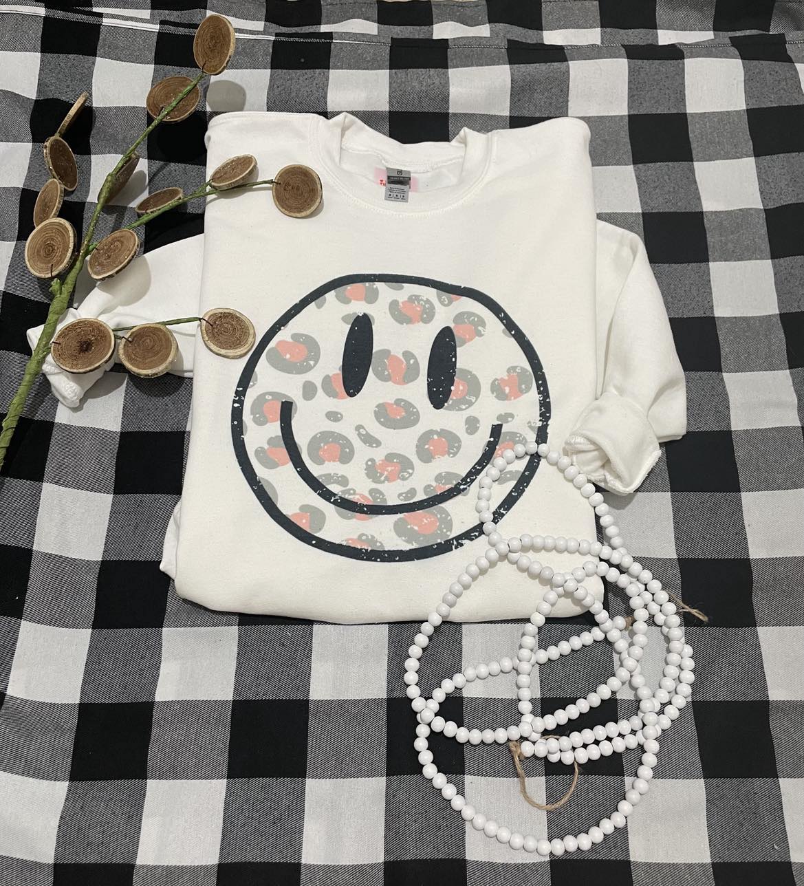 Cheetah pink smile sweatshirt