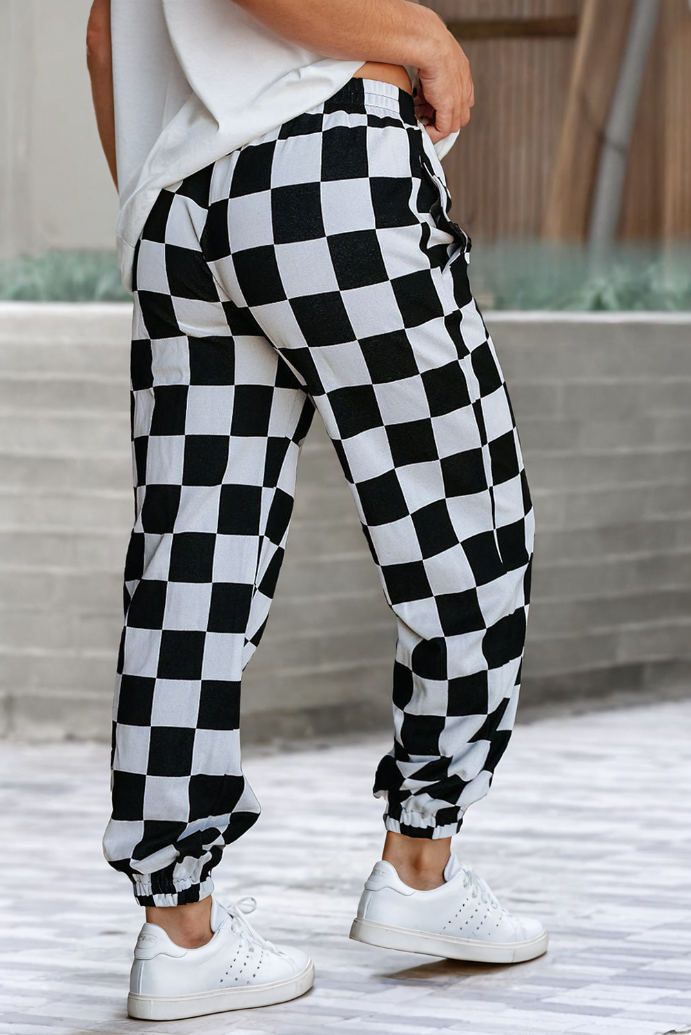 Checkerboard Elastic Waist Pocketed Joggers - LD7713