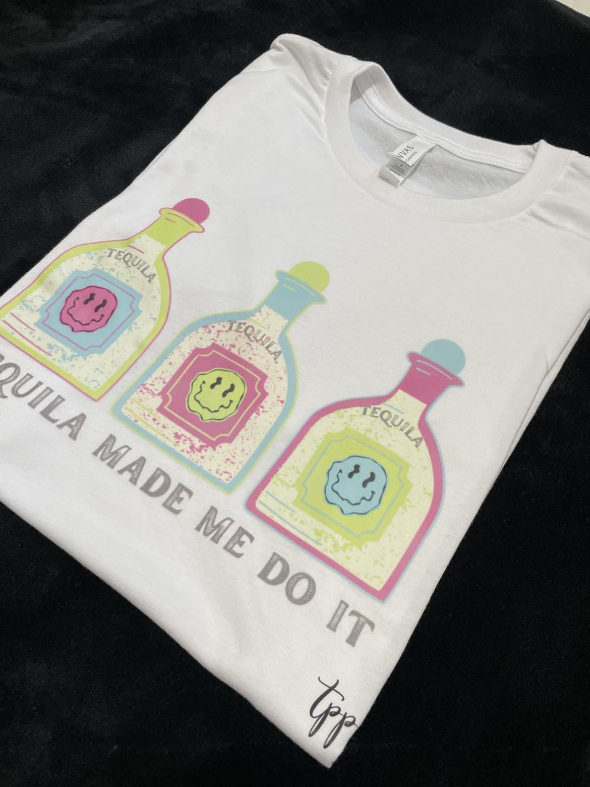 Tequila made me do it, neon colors T-SHIRT