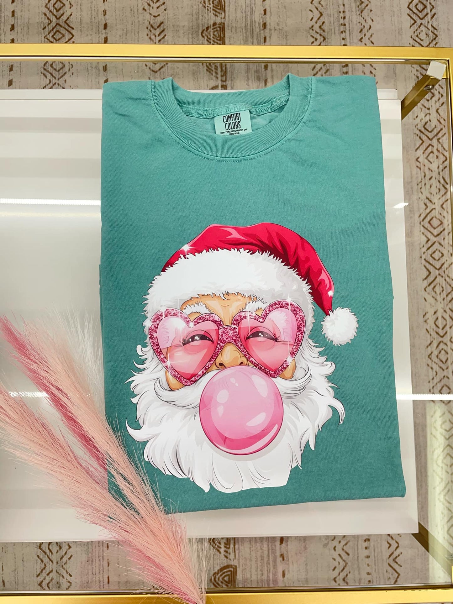 Santa (pink bubble gum, pink glitter eye glasses )T-shirt