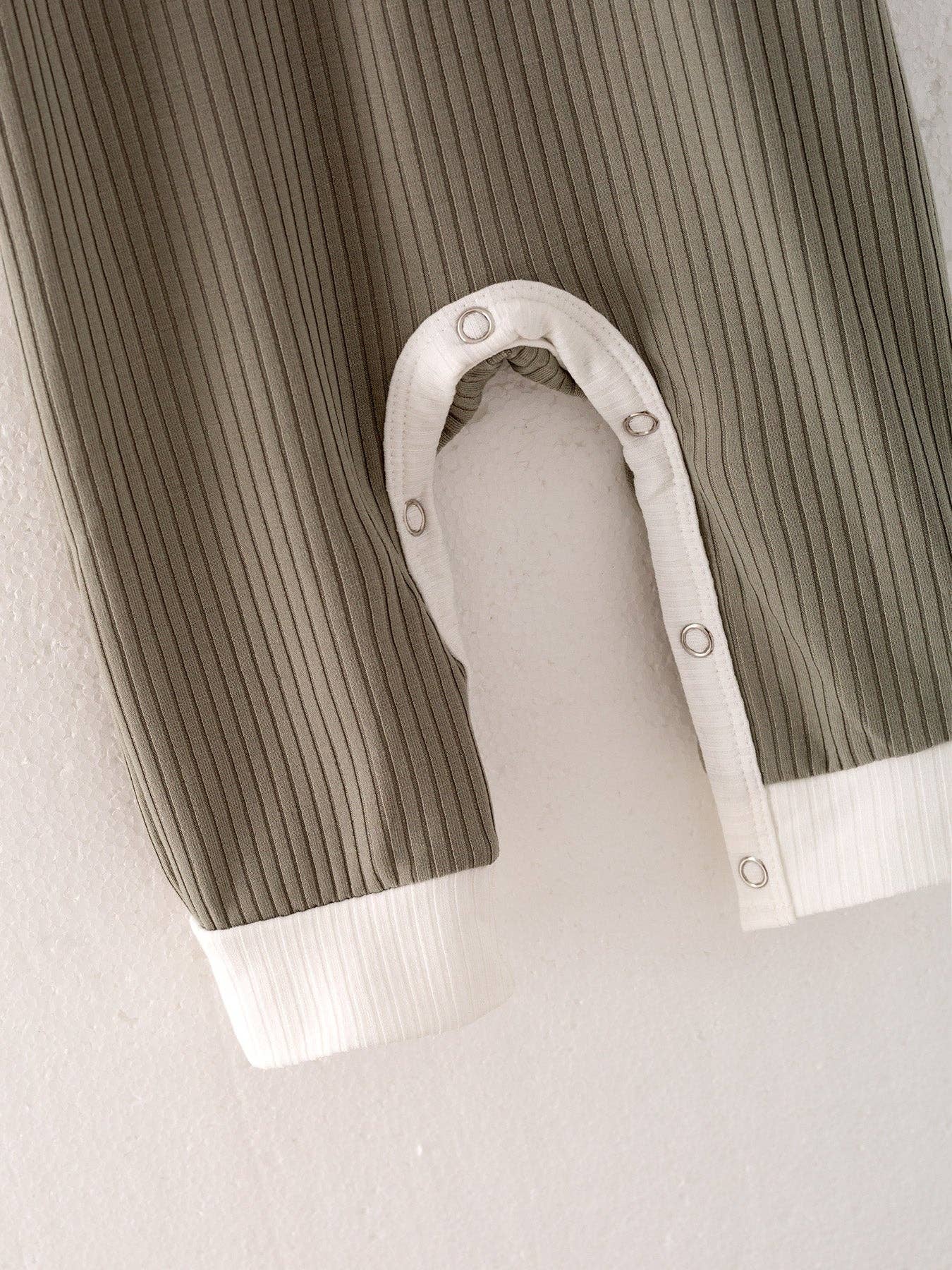 Boys Solid Color Romper RPG41506