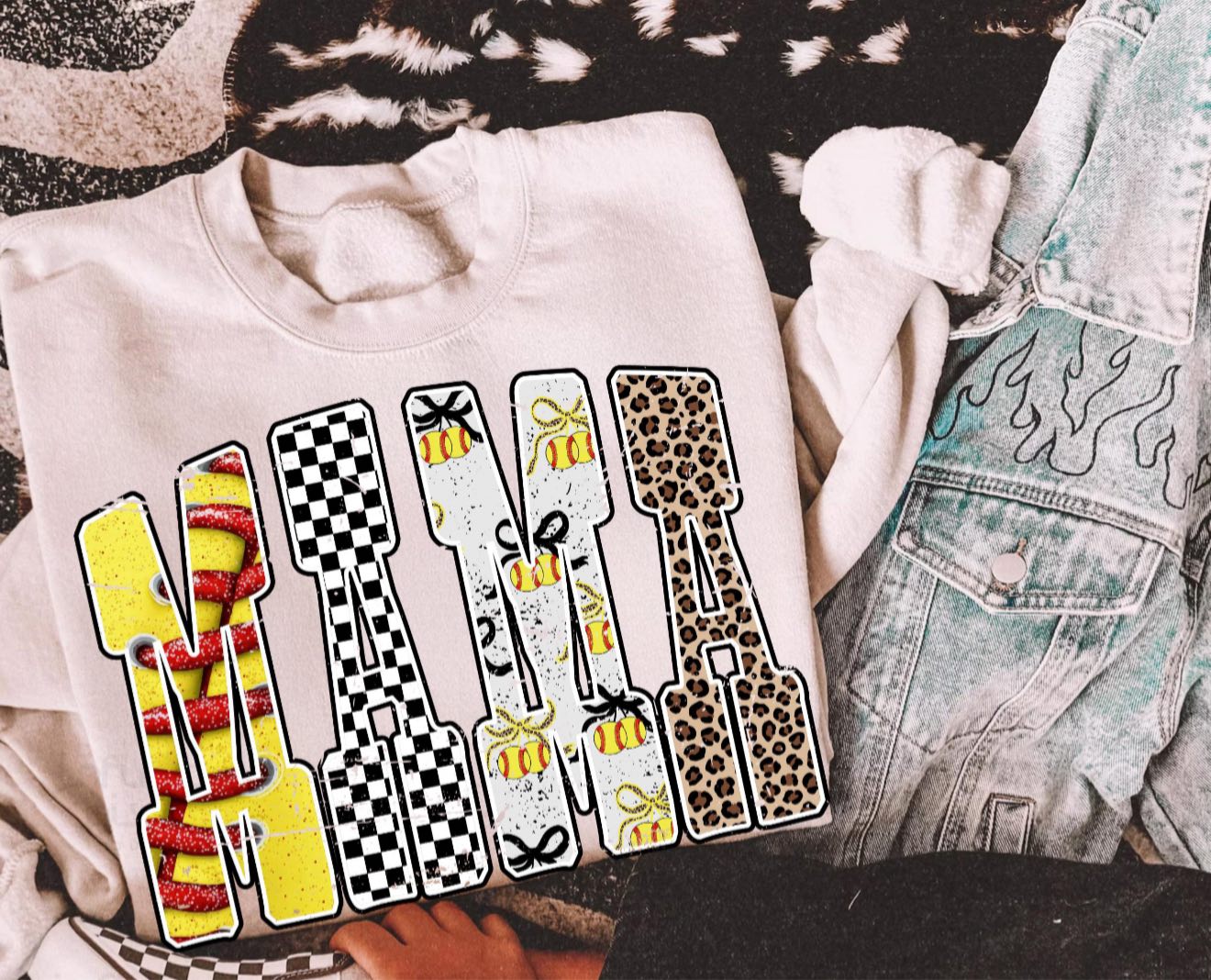 Softball Mama - T SHIRT - (Jerzee/Gildan)