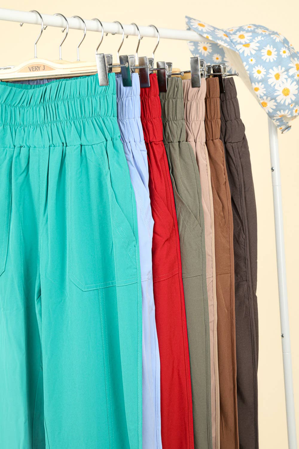 High Waisted Cargo Active Joggers w/ Pockets NP70063