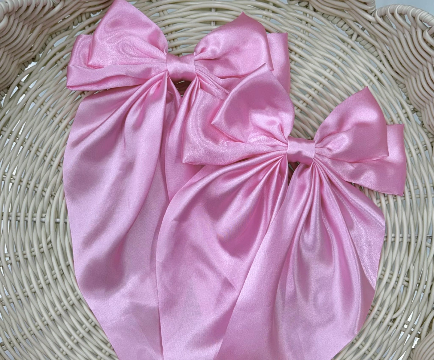 SILKY BOWS 03182026HR1