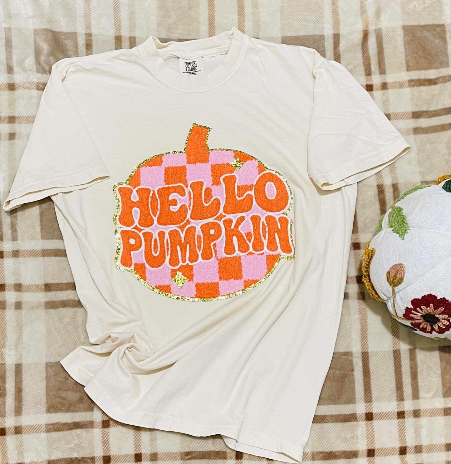 Hello pumpkin chenille tee