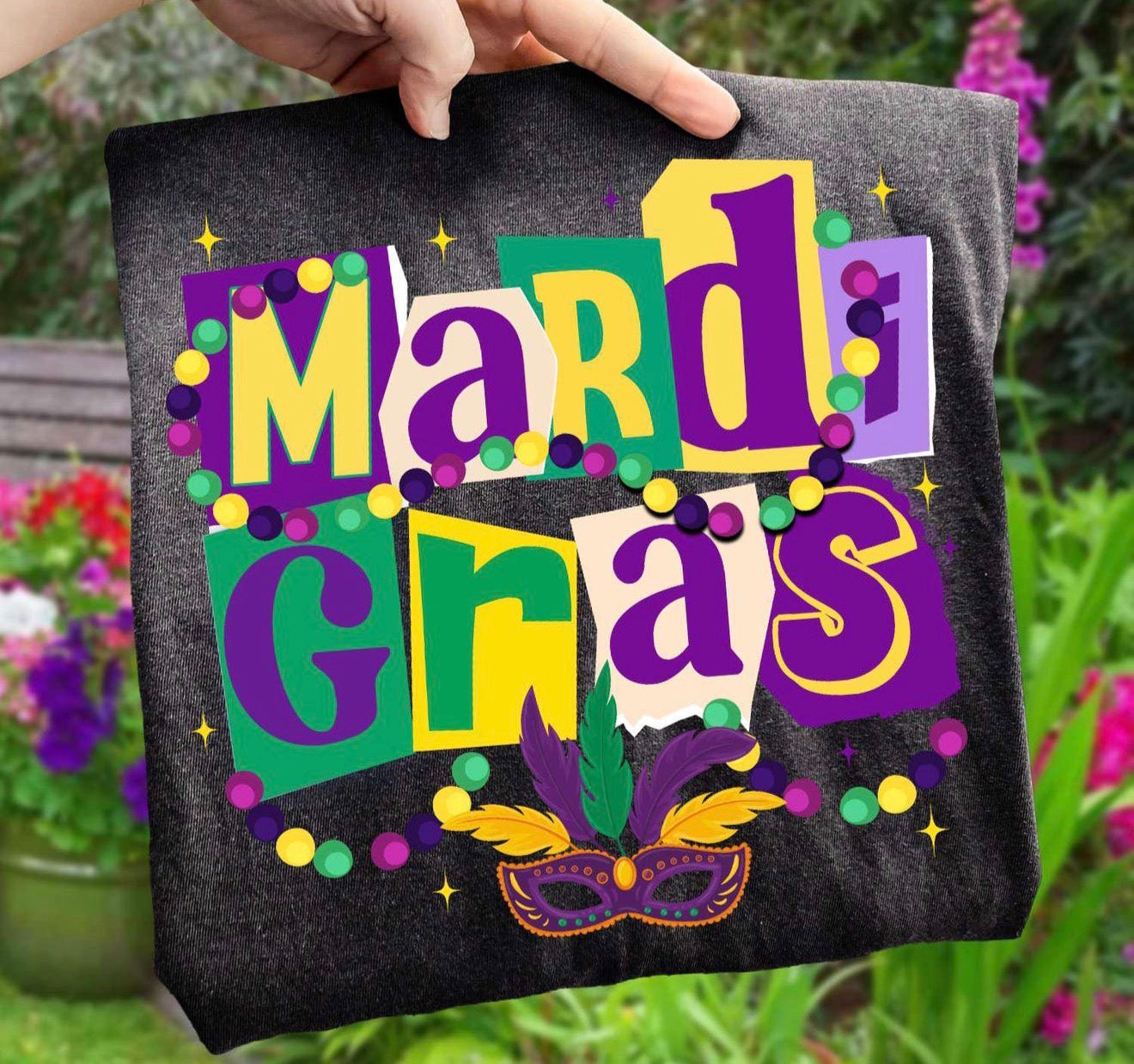 Patchwork Mardi Gras - T SHIRT- (GILDAN/LAT)
