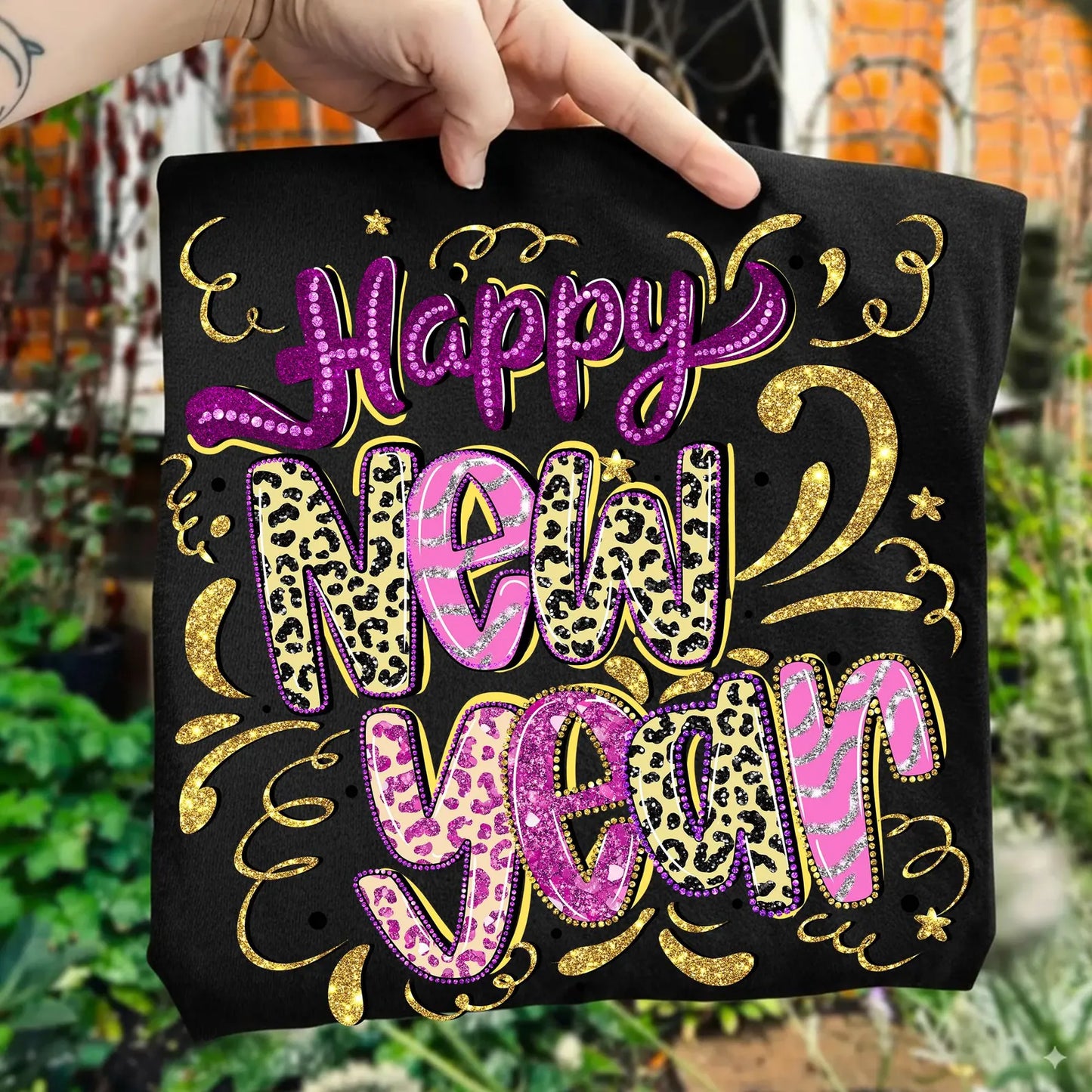 HAPPY NEW YEAR - T SHIRT - (Jerzee/Gildan)