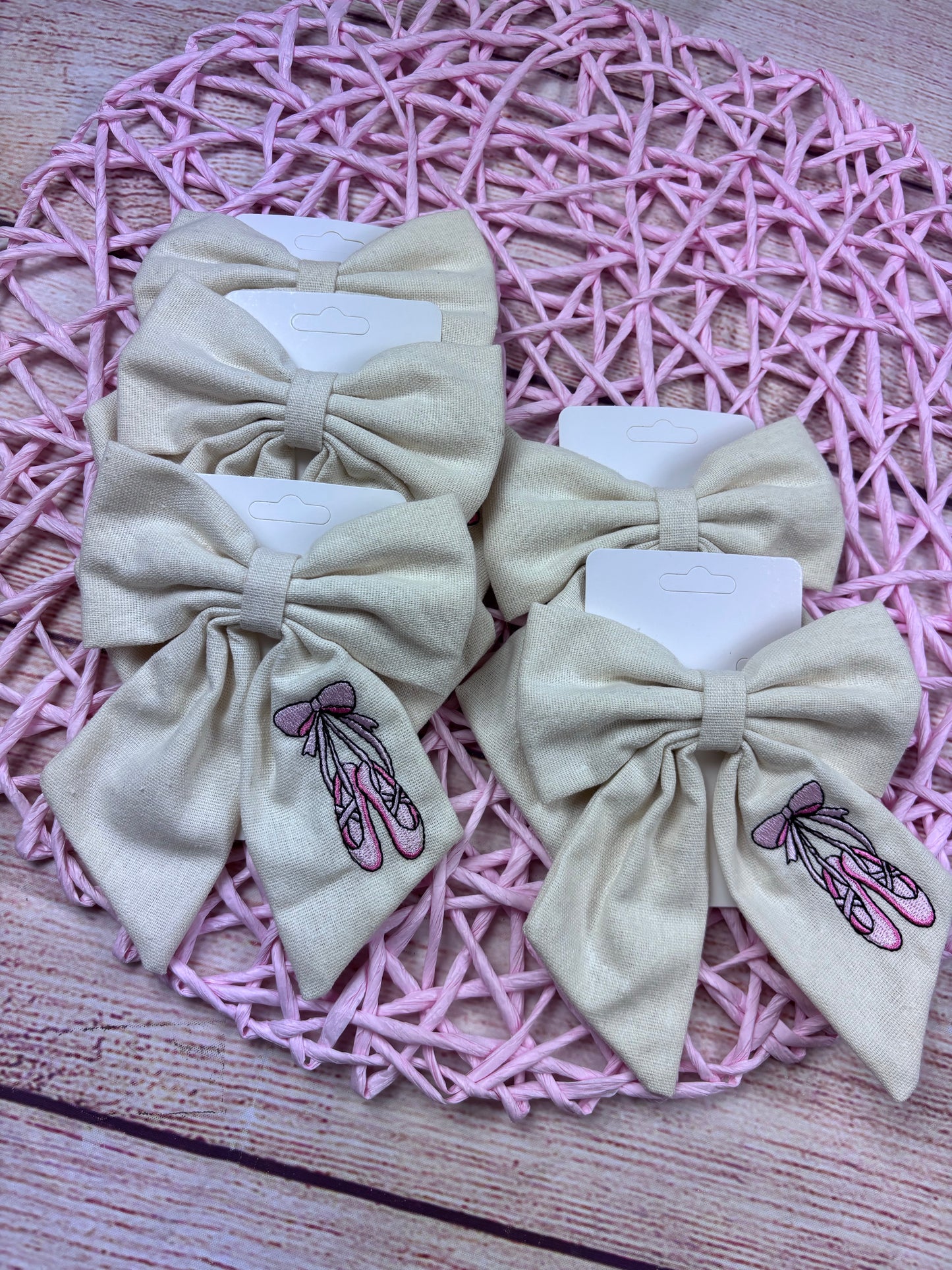Embroidered ballerina bows GSB25