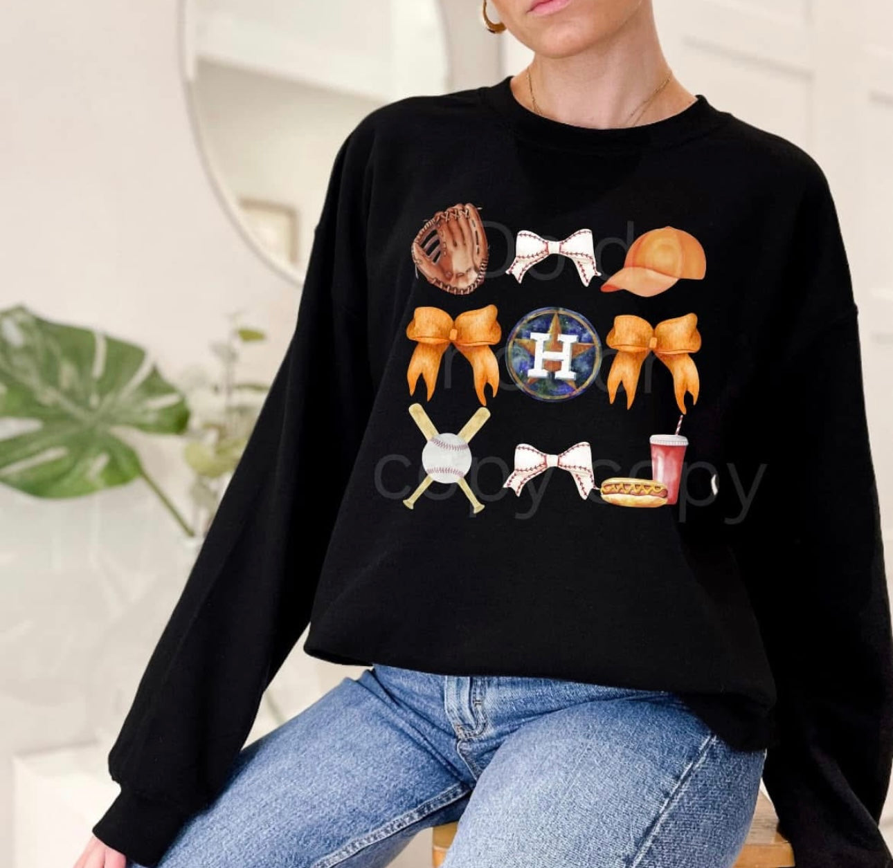 'Stros with Bows - T SHIRT - (Gildan)