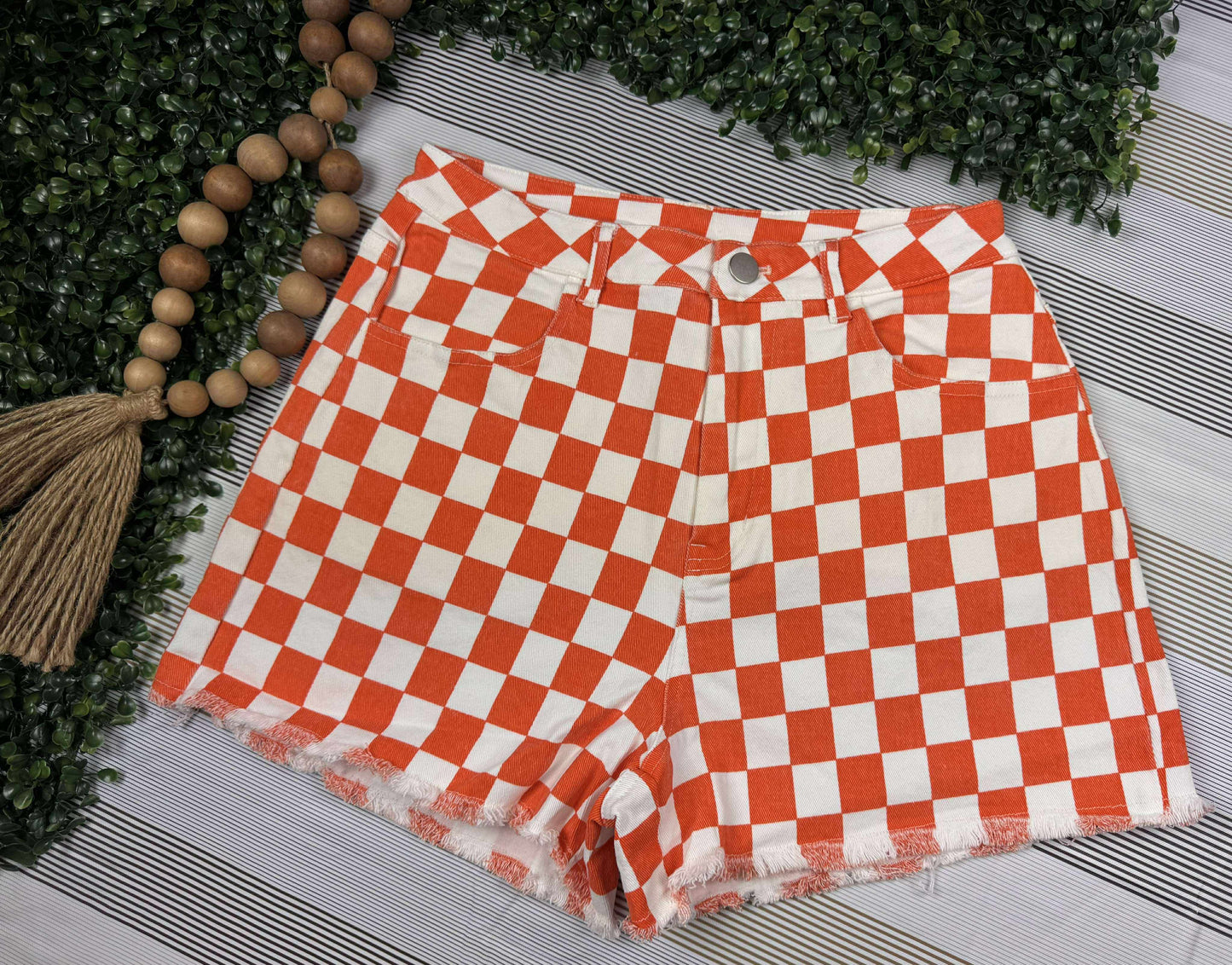 GAME DAY CHECKERED FRAYED HEM CAUSUAL SHORTS-GDCF23