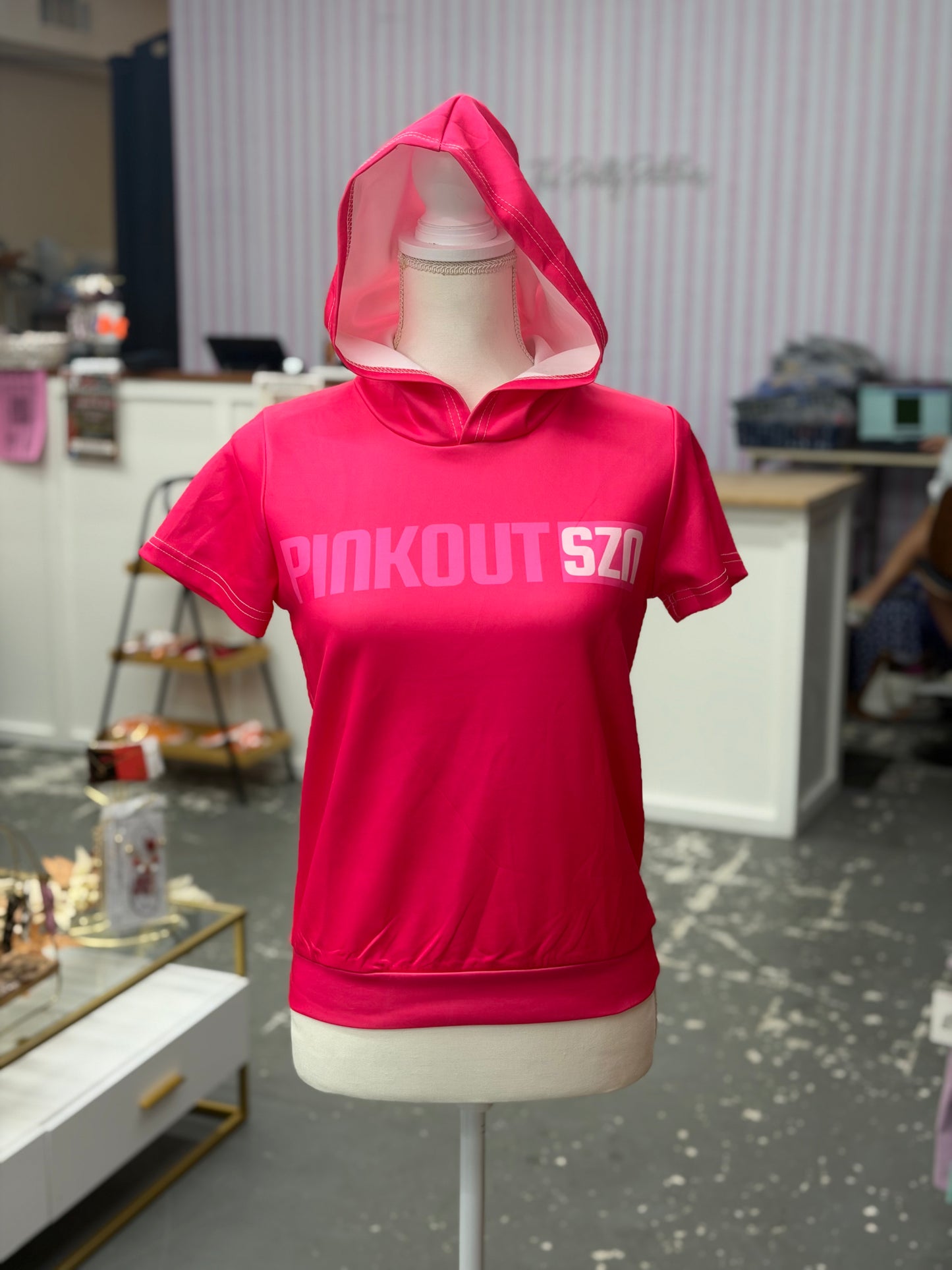 BOYS PINK OUT SZN (LIGHT PINK TOP WITH HOT PINK SHORT SLEEVES) - YOUTH - INSTORE(COZY O) 10226MM