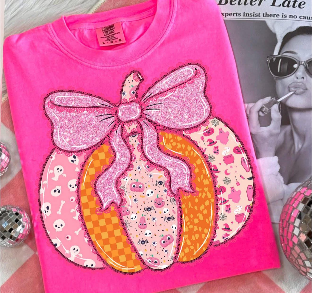 Lace Girly Pumpkin - T SHIRT - (Jerzee/Gildan)