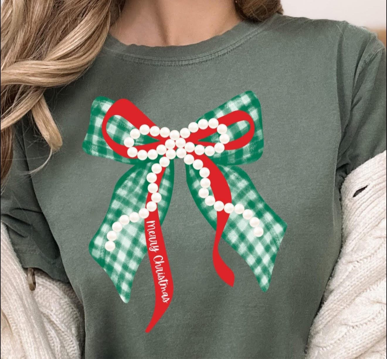 Gingham + Pearl Christmas Bow - T SHIRT - (Jerzee/Gildan)