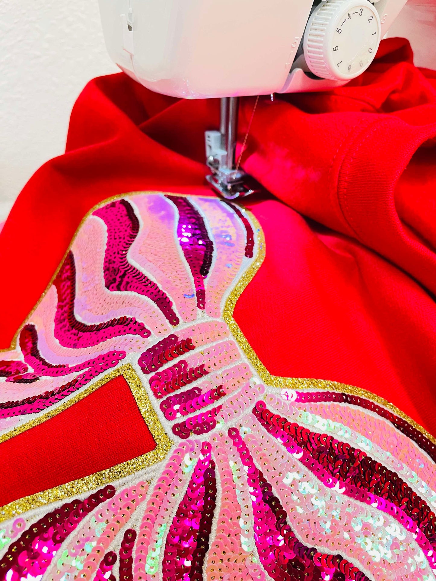 Real Sequin Pink Bow Patch - SWEATSHIRT (Gildan)