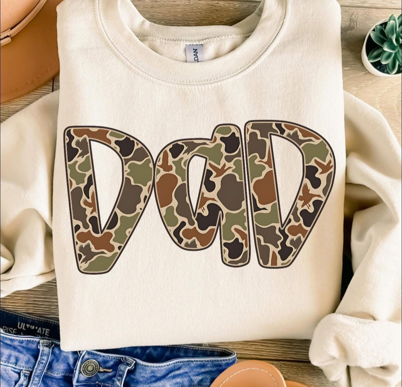 Camo Dad - T SHIRT - (Comfort Color)