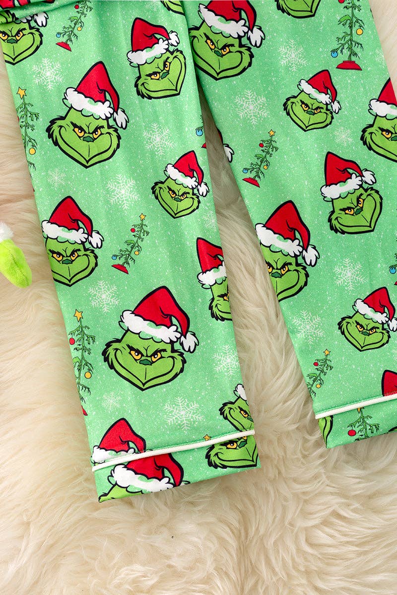 Grinch character pajama set. PJG40245