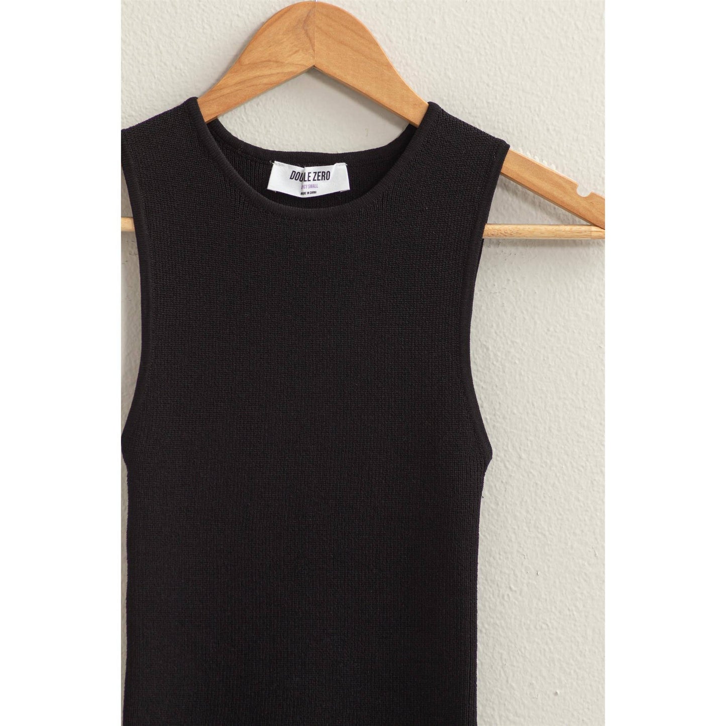 RIBBED KNIT TANK TOP  DZ24A340