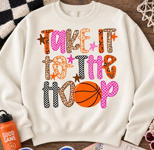 OVERSIZED IMAGE TAKE IT TO THE HOOP 1016261------ SWEATSHIRT----------(GILDAN)101626RW