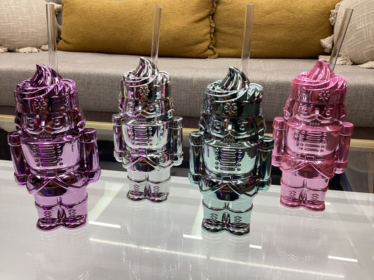 Nutcracker metallic drinking cups with straw