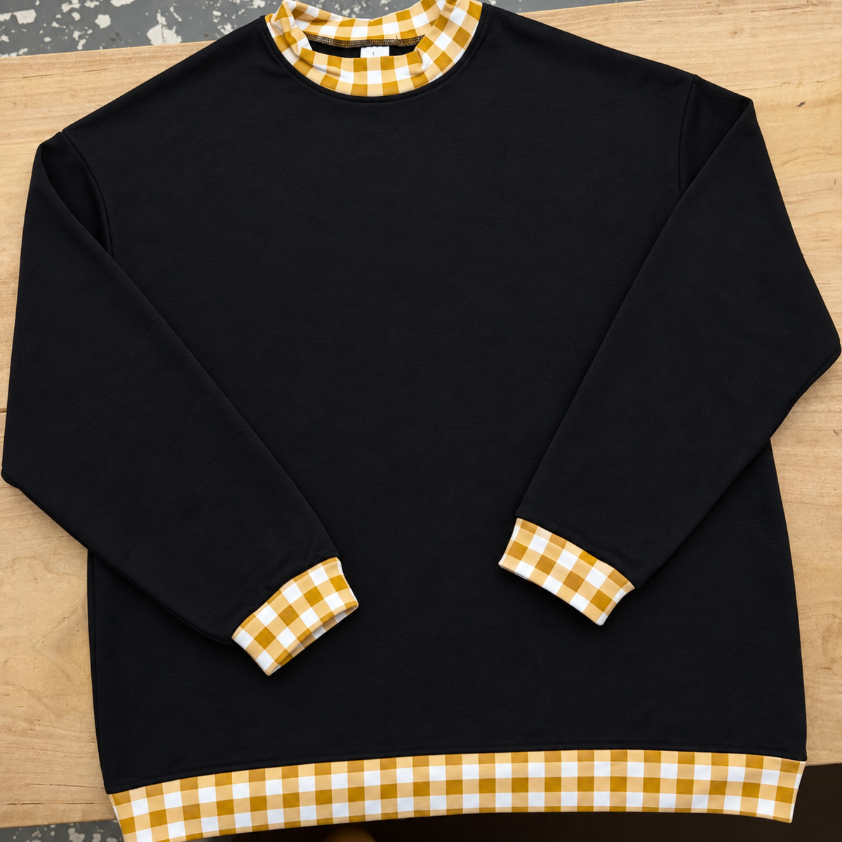 BLANK GAME DAY GINGHAM MOCKNECK SWEATSHIRTS- BLACK BASE & GOLD AND WHITE GINGHAM (IN STORE) 091926LW