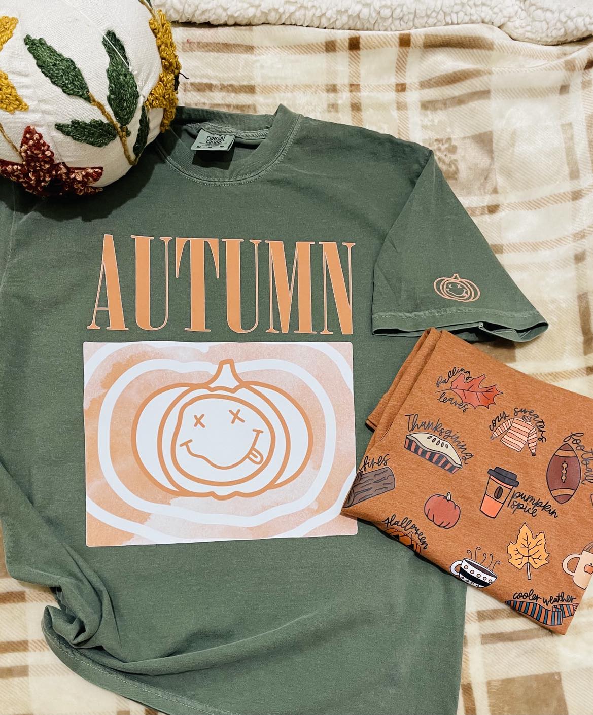 Autumn smiles t-shirt