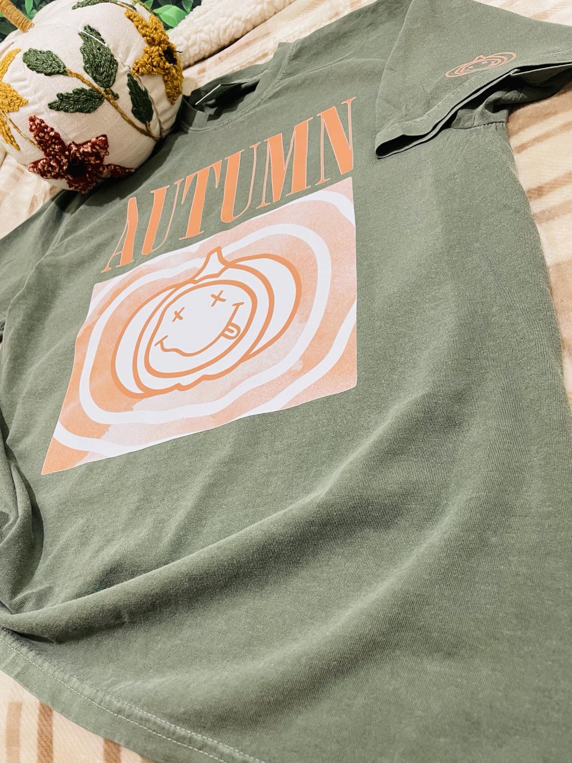 Autumn smiles t-shirt