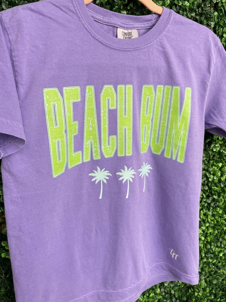 Beach Bum -T-SHIRT GREEN FONT