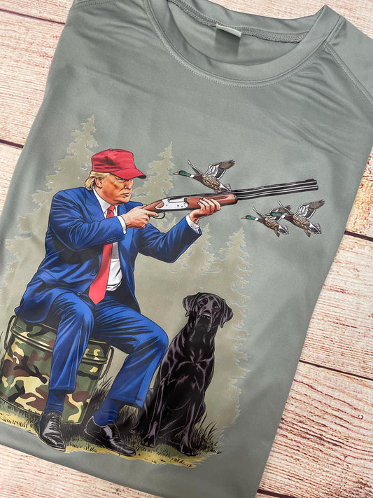 Trump (lab, ducks and gun) T-shirt