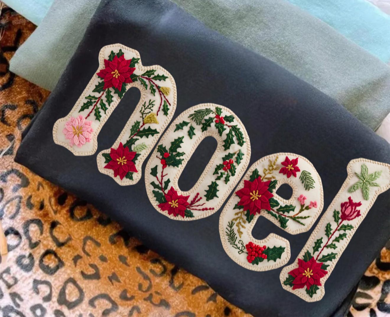 Noel faux embroidery 💚🎄- sweatshirt - (gildan/jerzee)