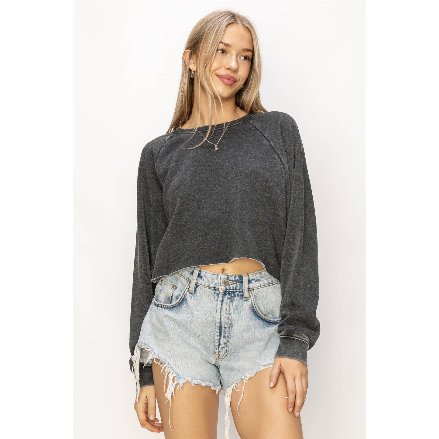 LAID BACK CROP SWEATSHIRT DZ24C251