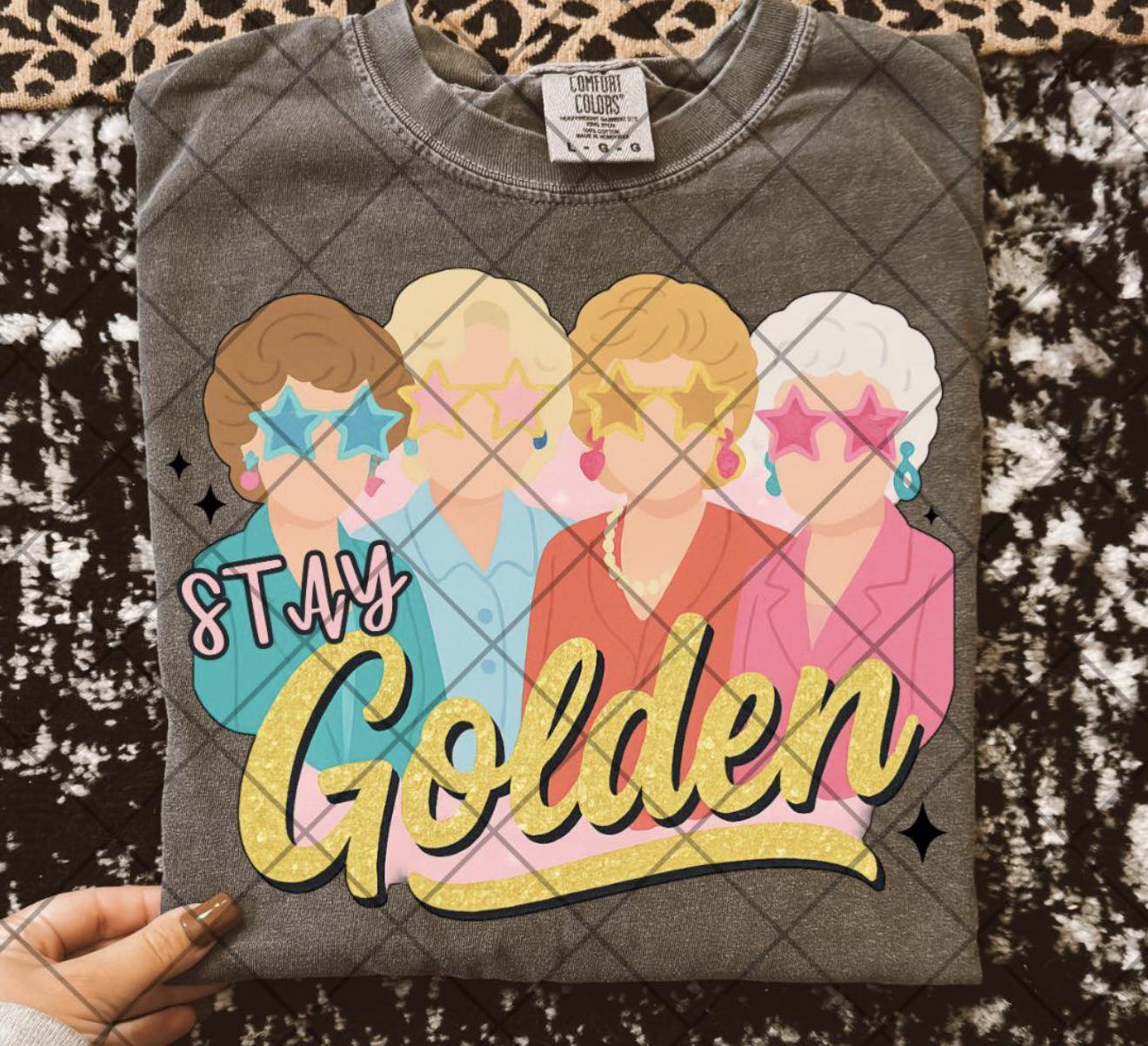 Stay Golden 💕 - T SHIRT - (COMFORT COLOR/BELLA) 052626jb