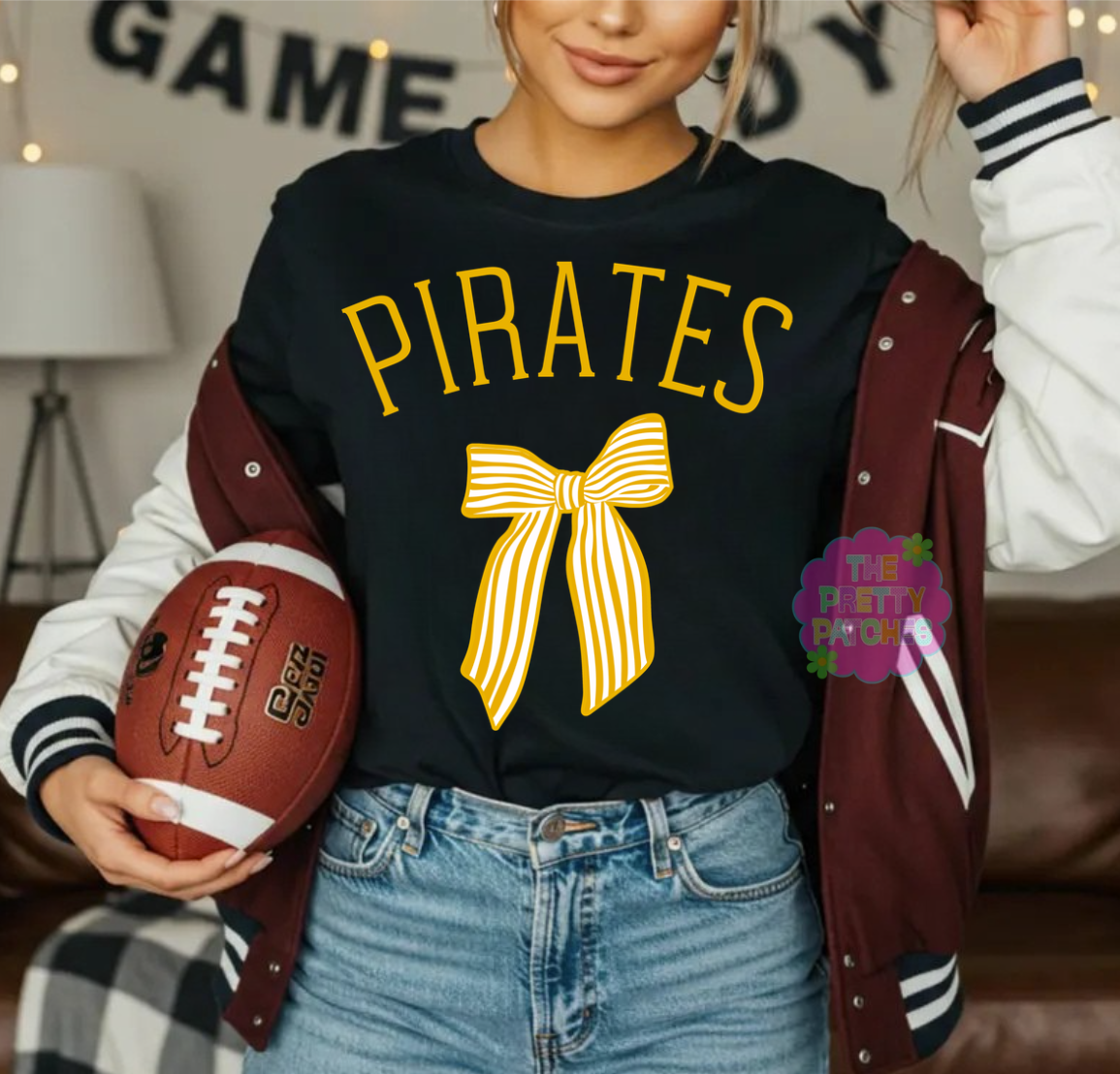 Mascot with Striped Bow  (PIRATES) (GOLD) - T SHIRT - (GILDAN)-080126KRV