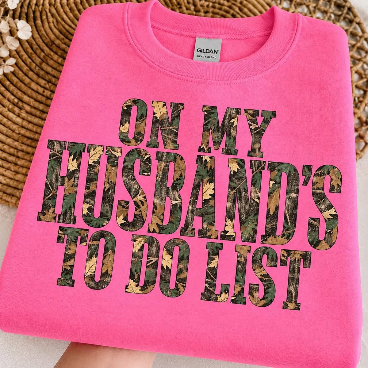ON MY HUSBANDS TO DO LIST 1009263-------- SWEATSHIRT----------(GILDAN)101026KRV