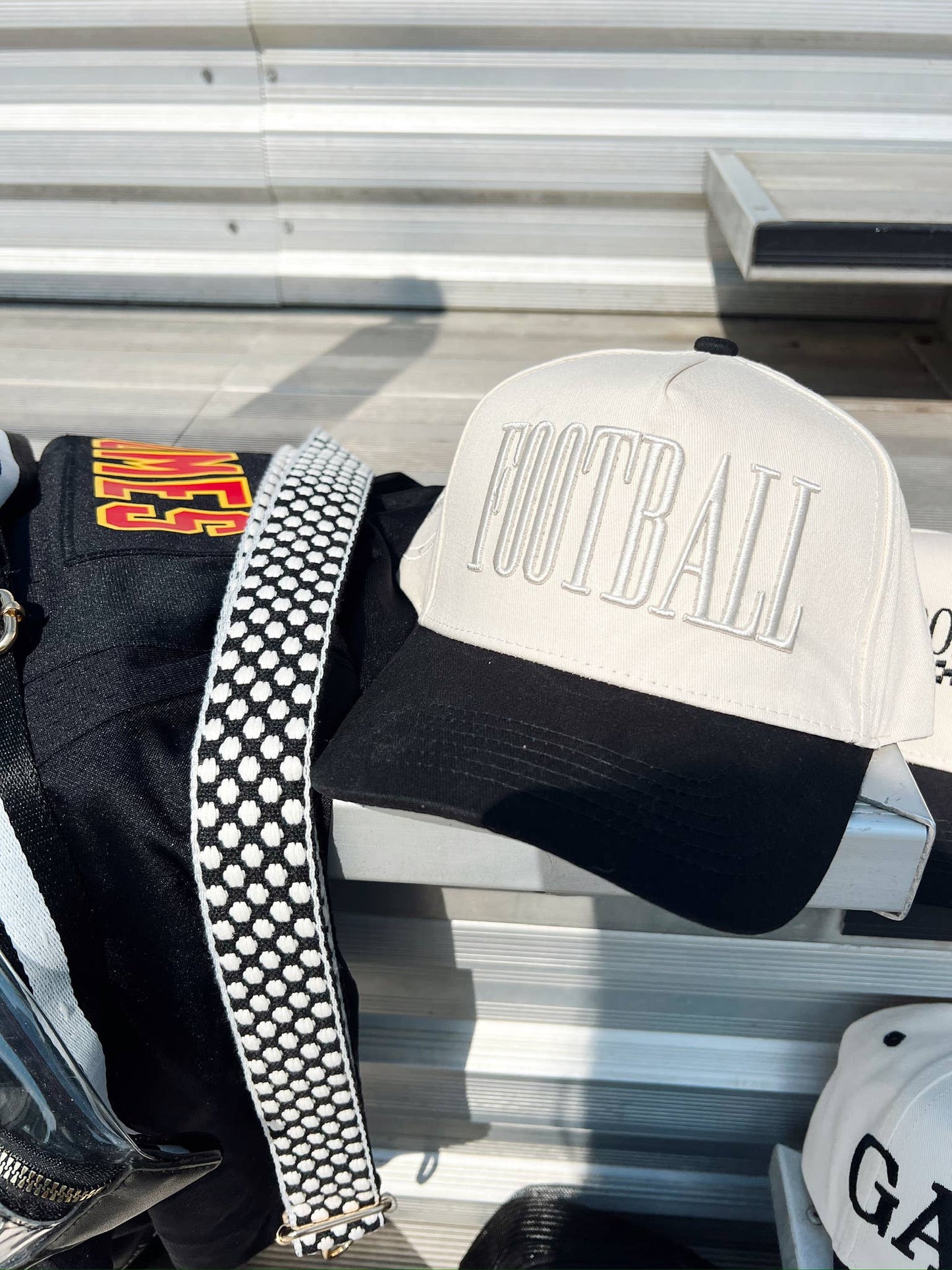 FOOTBALL - Neutral Vintage Trucker Hat-101125b5