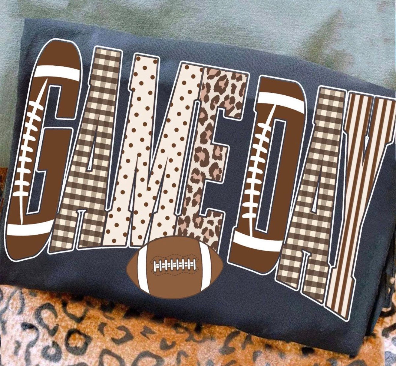 GAMEDAY PRINTED- T-SHIRT - (gildan) 082126kb