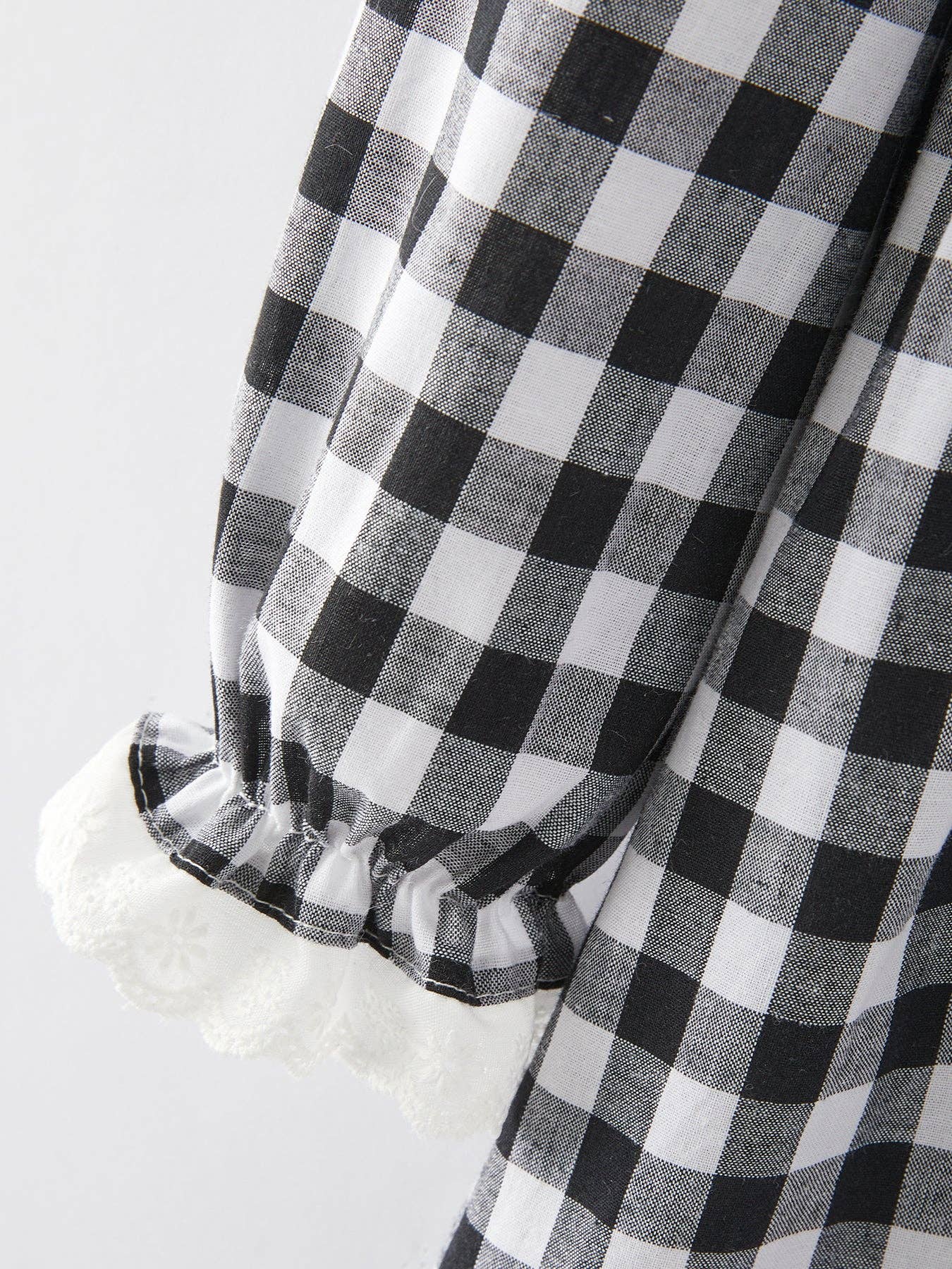 Black and white Plaid Smocking Embroidery Long Sleeve Girls Dress - DRG50044