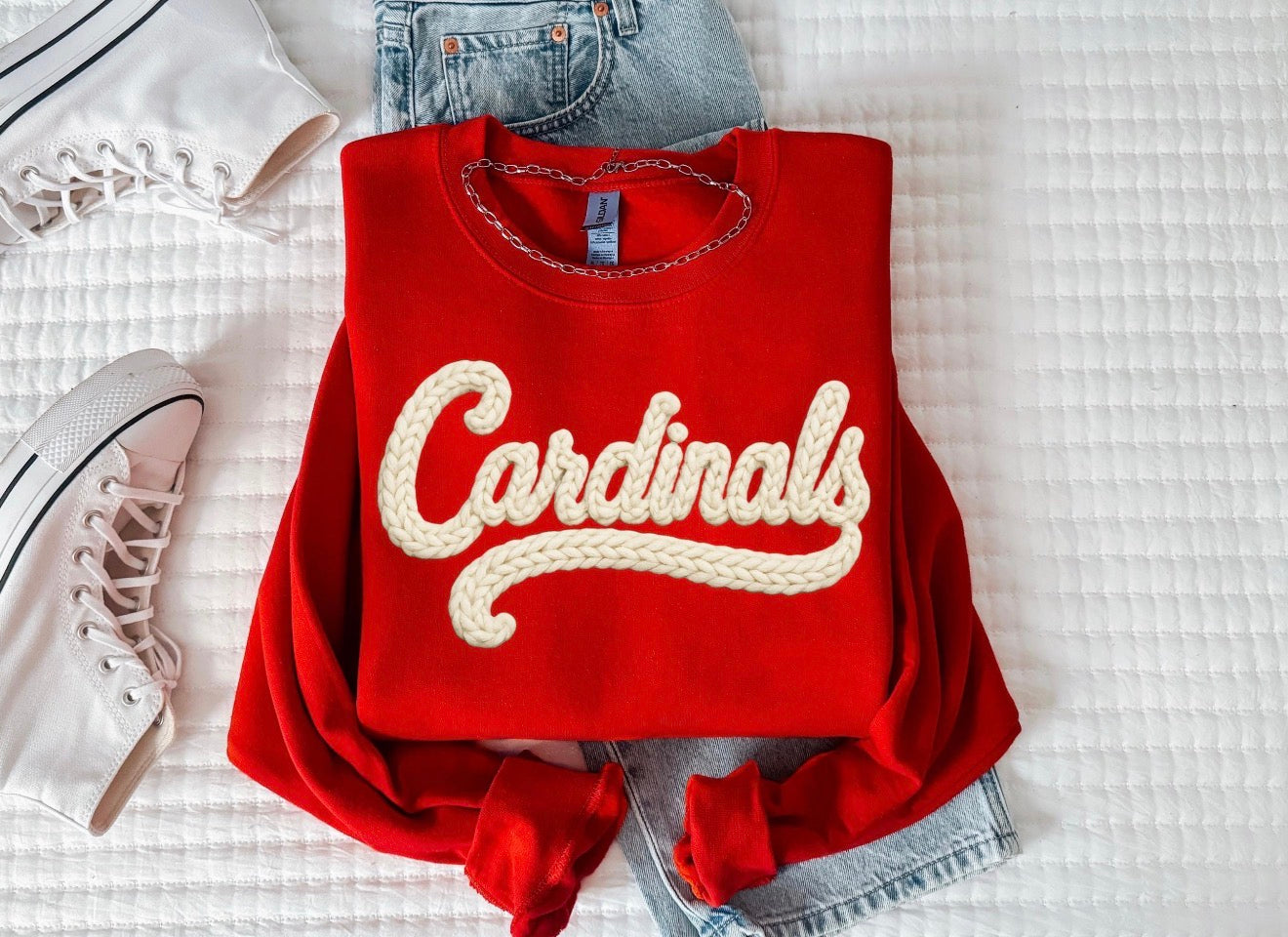Faux Yarn Cardinals - SWEATSHIRT - (Jerzee/Gildan)