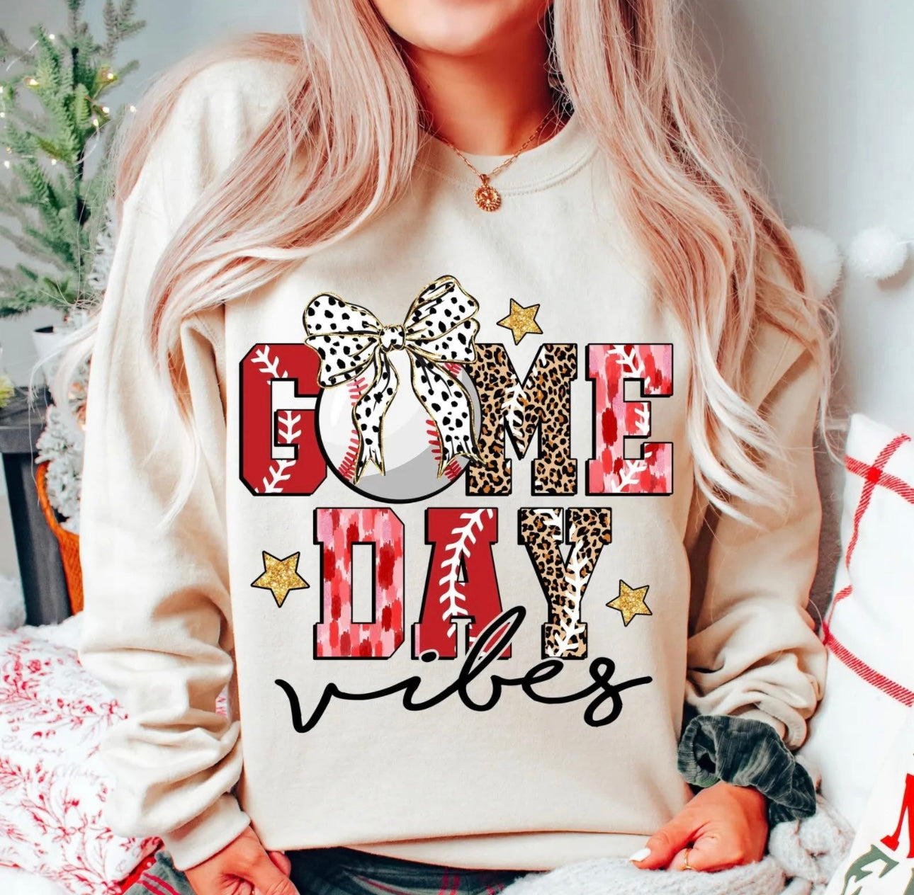 Game Day Vibes - Baseball with Bow - SWEATSHIRT - (Gildan)