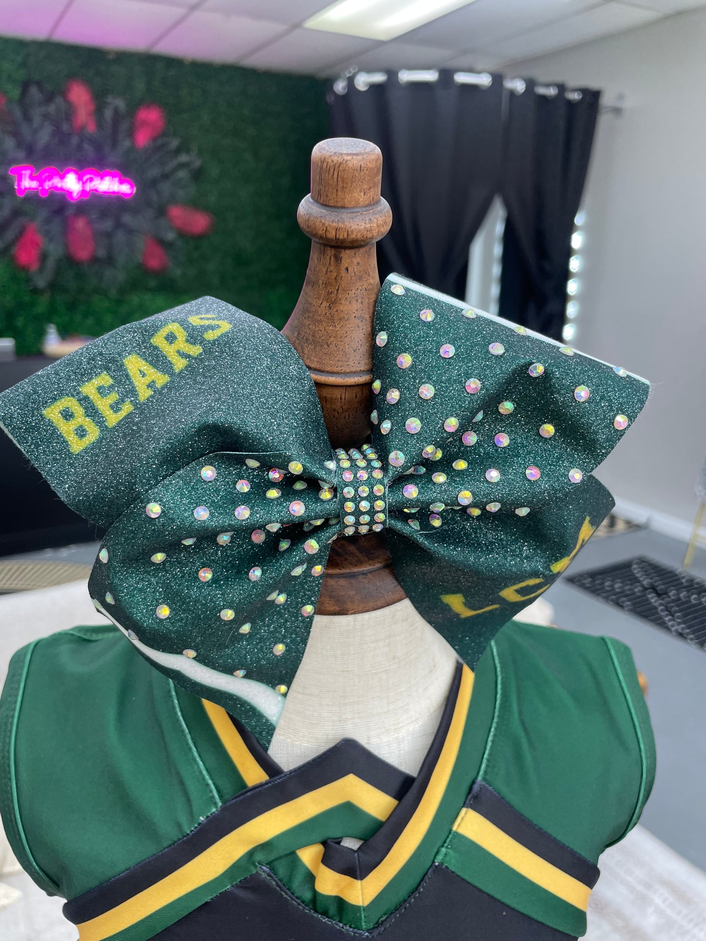 BEARS LCM CHEER BOW