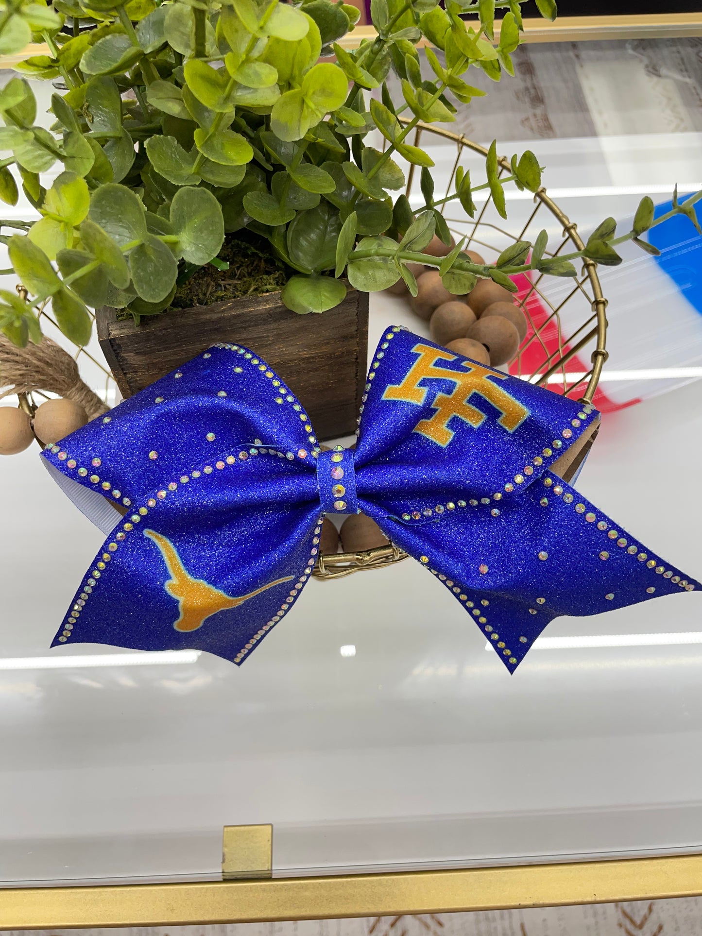 HAMPSHIRE FANNET LONGHORNS CHEER BOW