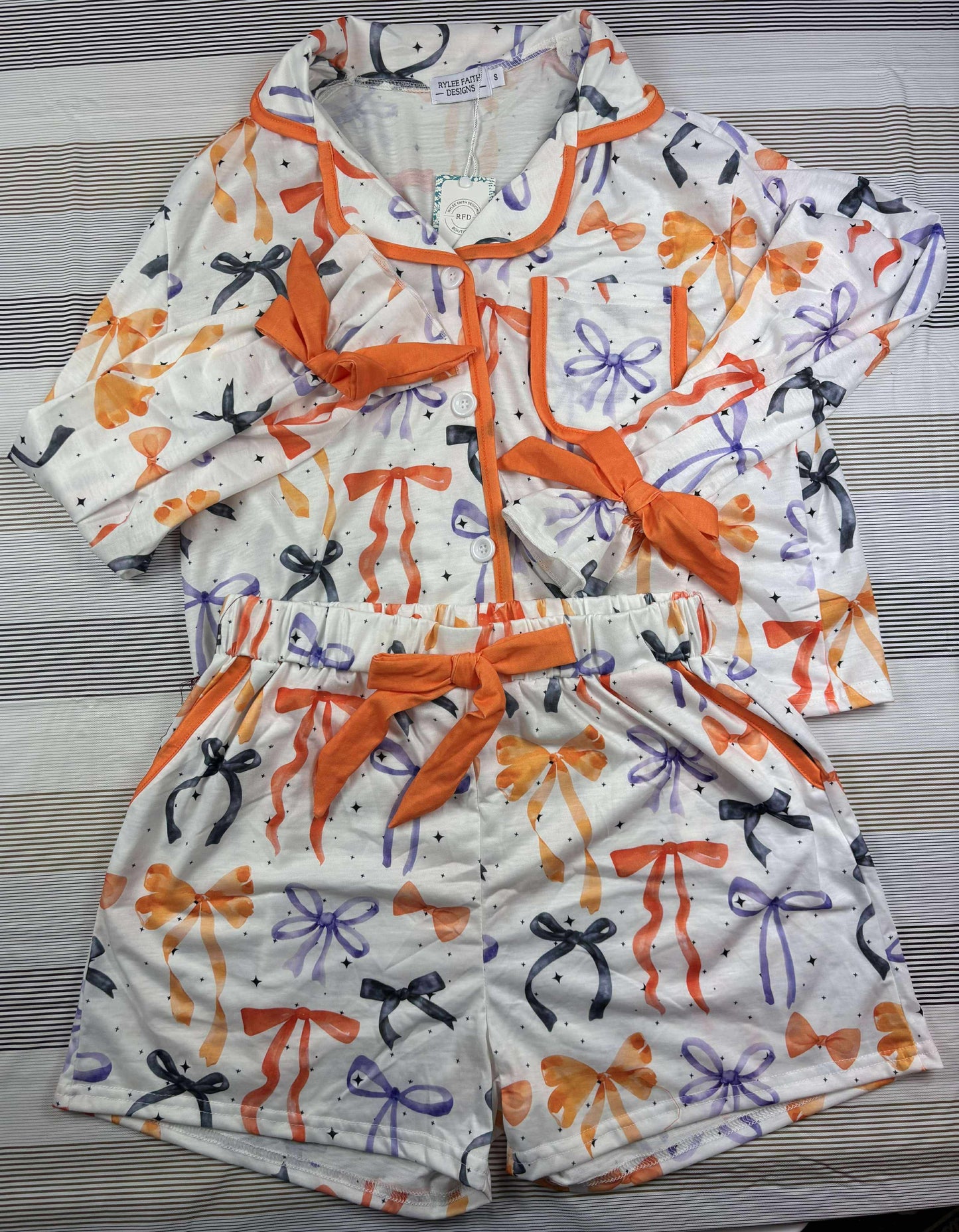 Halloween Mommy and Me Bow Print Pajama Girls Set- HMAMBPPG