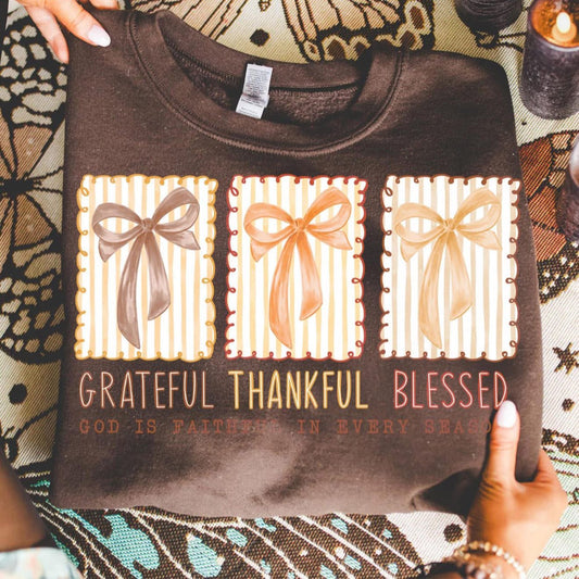 Thankful, Grateful, Blessed with Bows - T SHIRT - (Jerzee/Gildan)