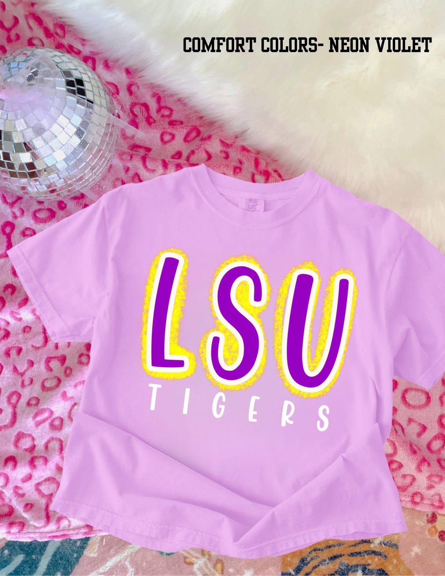 LSU Tigers - T SHIRT - (Jerzee/Gildan)