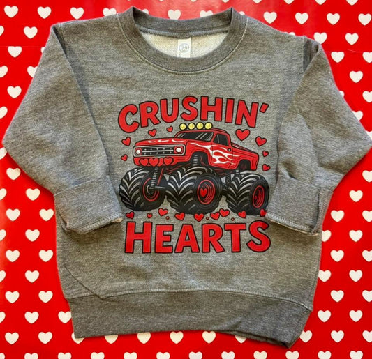 Crushin’ Hearts - T SHIRT- (GILDAN/LAT)