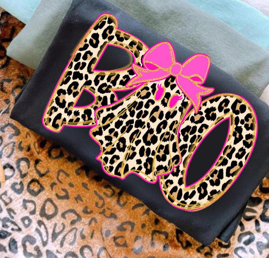 Cheetah BOO with Pink Bow - T SHIRT - (Jerzee/Gildan)